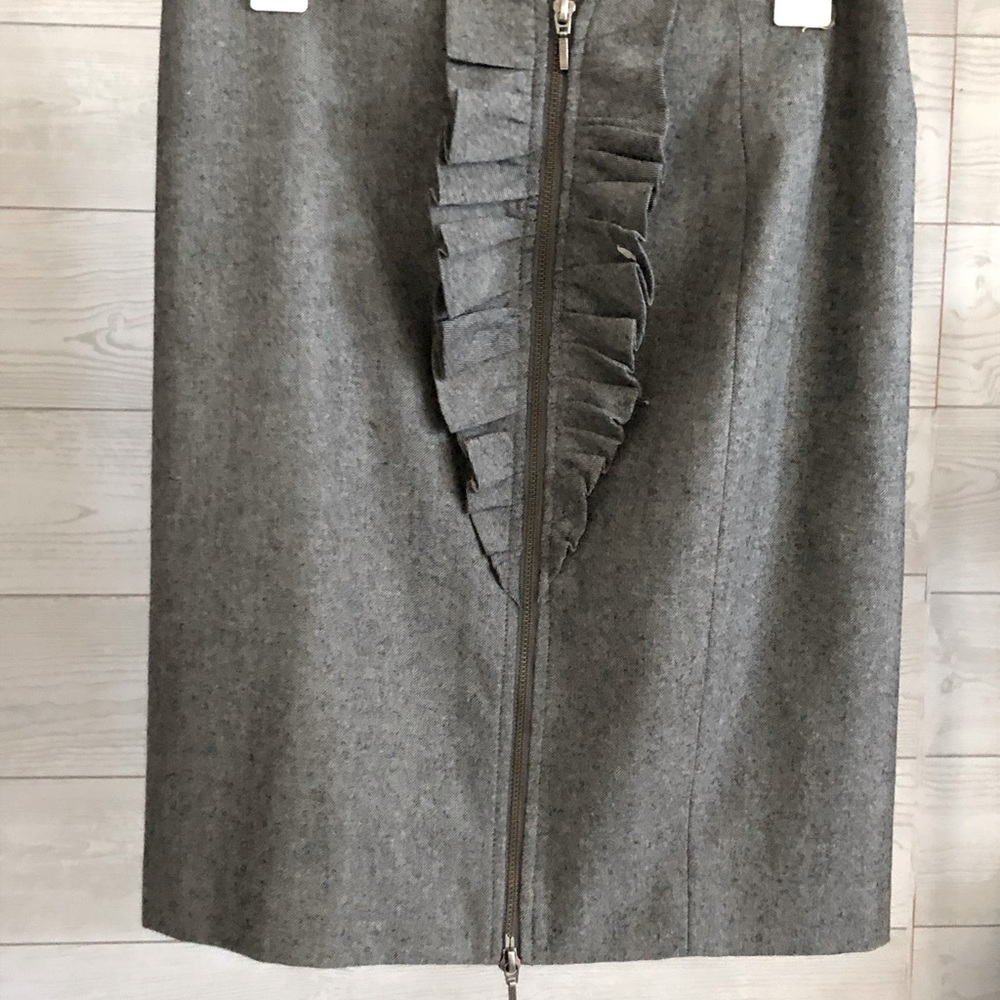 Banana Republic Size 4 Skirt